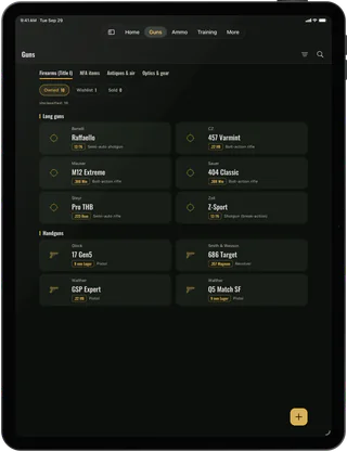 La liste des armes sur iPad, groupée en armes de poing et armes longues, chacune avec son calibre et son mécanisme